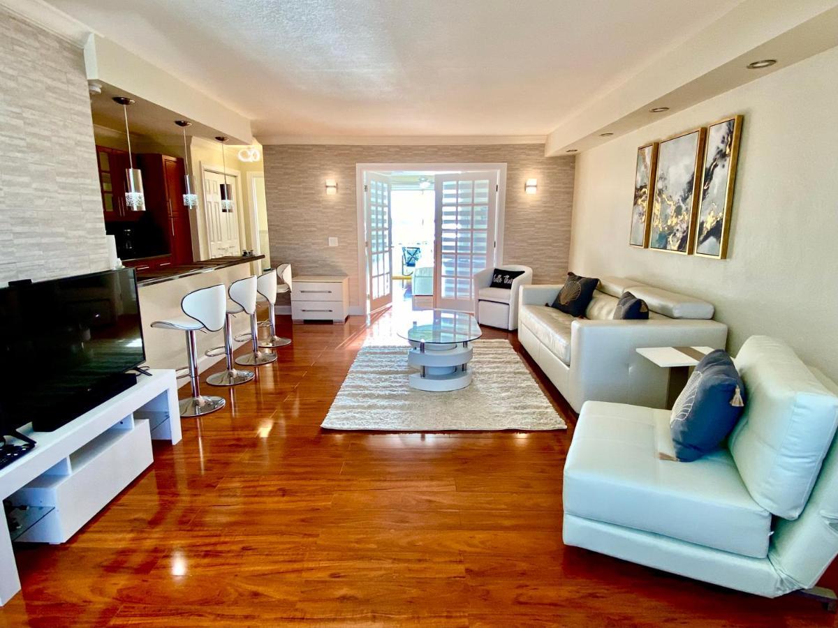 Deluxe Waterfront One Bedroom Apartment With Miami Skyline View, Free Parking 5 Mins Drive To Miami Beach Ngoại thất bức ảnh