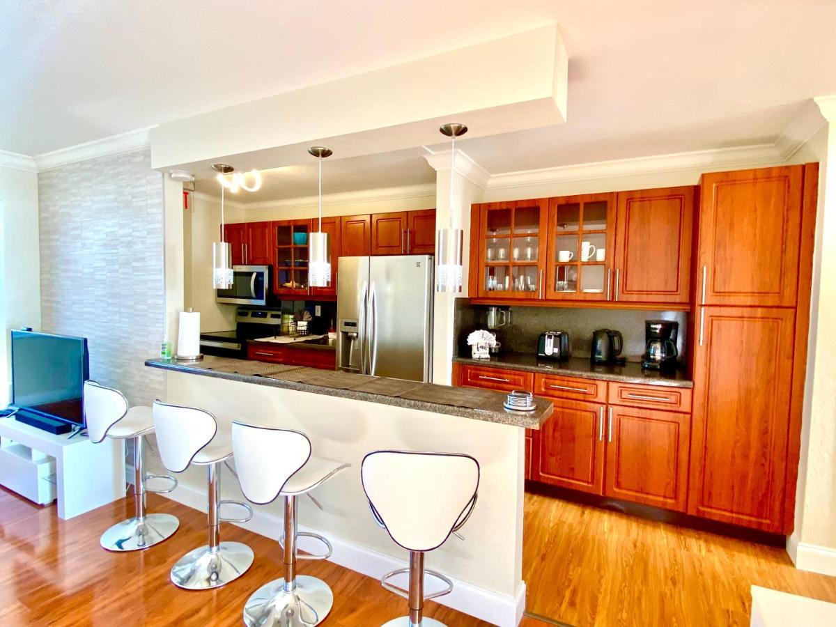 Deluxe Waterfront One Bedroom Apartment With Miami Skyline View, Free Parking 5 Mins Drive To Miami Beach Ngoại thất bức ảnh